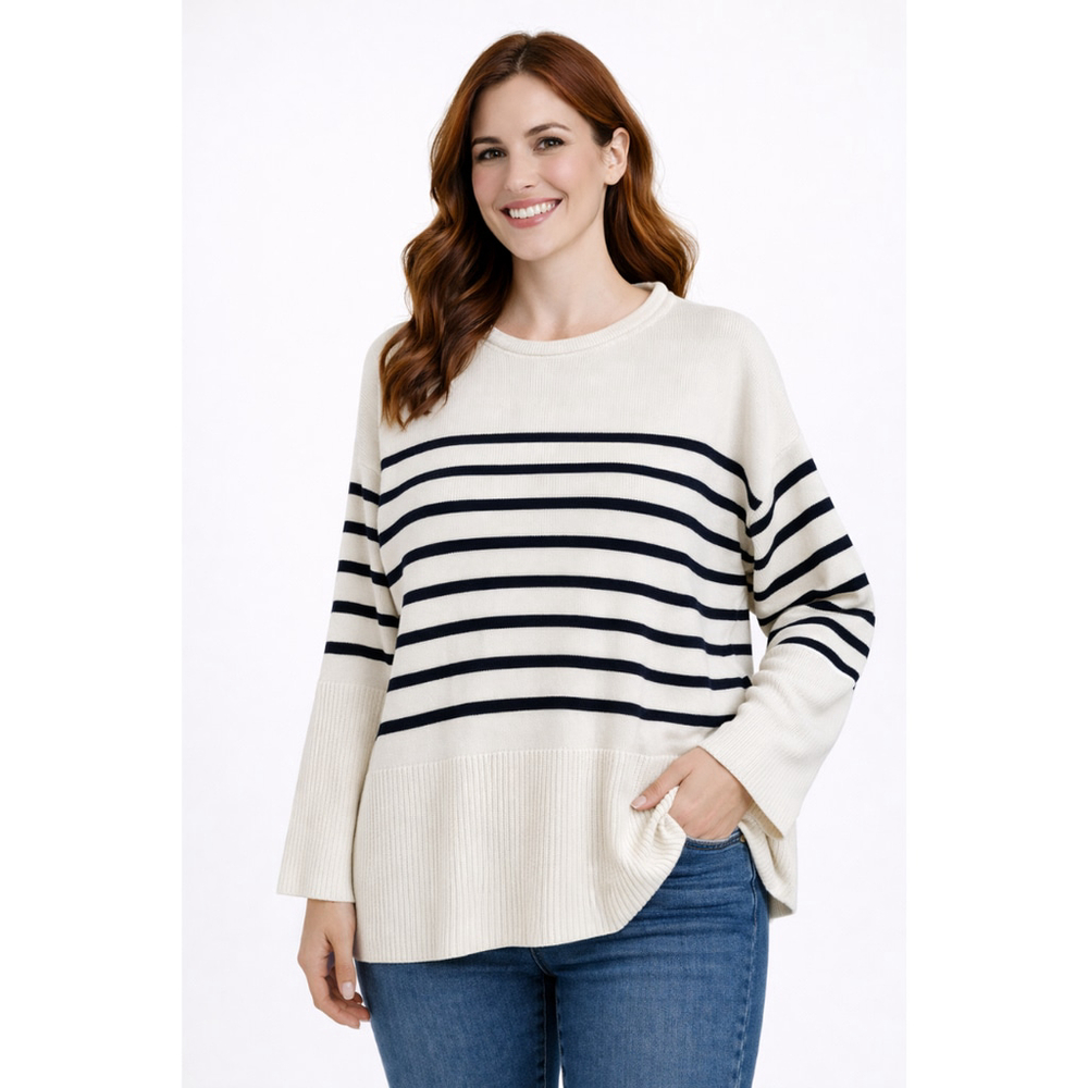 Women’s Oversized Long Sleeve Sweater – White with Black Stripes – Size L – NWOT